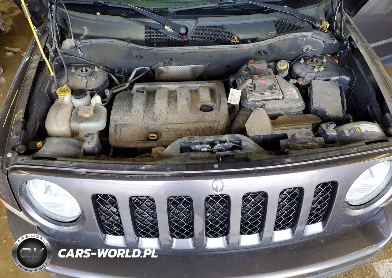 2016 Jeep Patriot Sport VIN:1C4NJRBB3GD653348 - 12