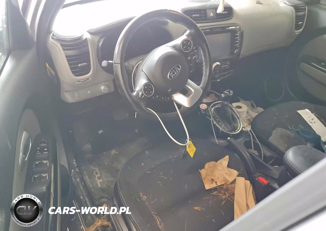 2017 Kia Soul + VIN:KNDJP3A55H7414017 - 8