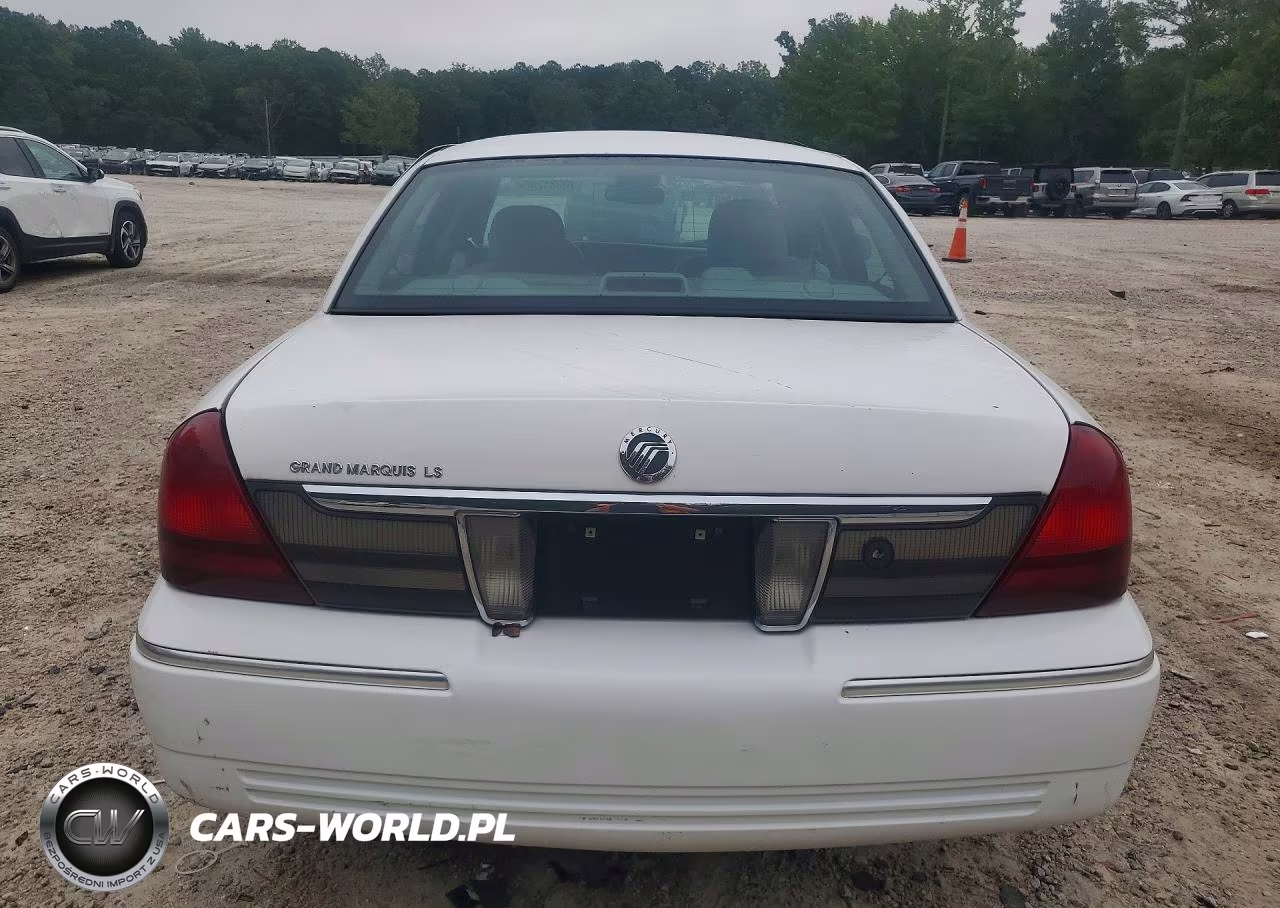 2008 Sterling 8X518 VIN:2MEFM75VX8X645858 - 6