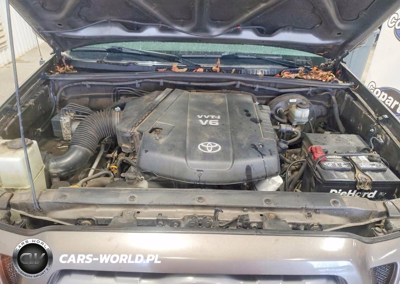 2010 Toyota Tacoma V6 VIN:3TMLU4EN8AM049877 - 11