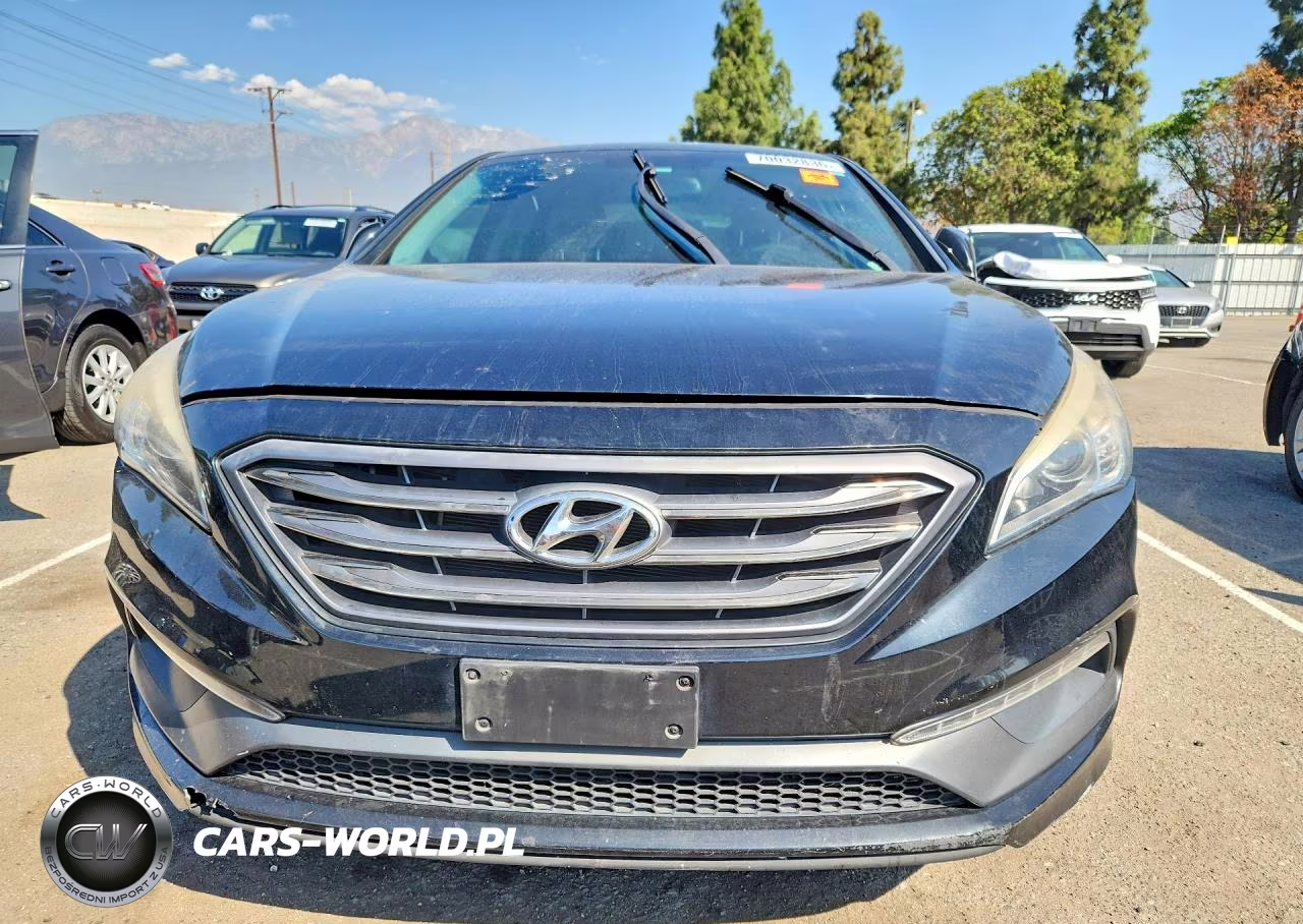 2017 Hyundai Sonata Sport VIN:5NPE34AF4HH470019 - 5
