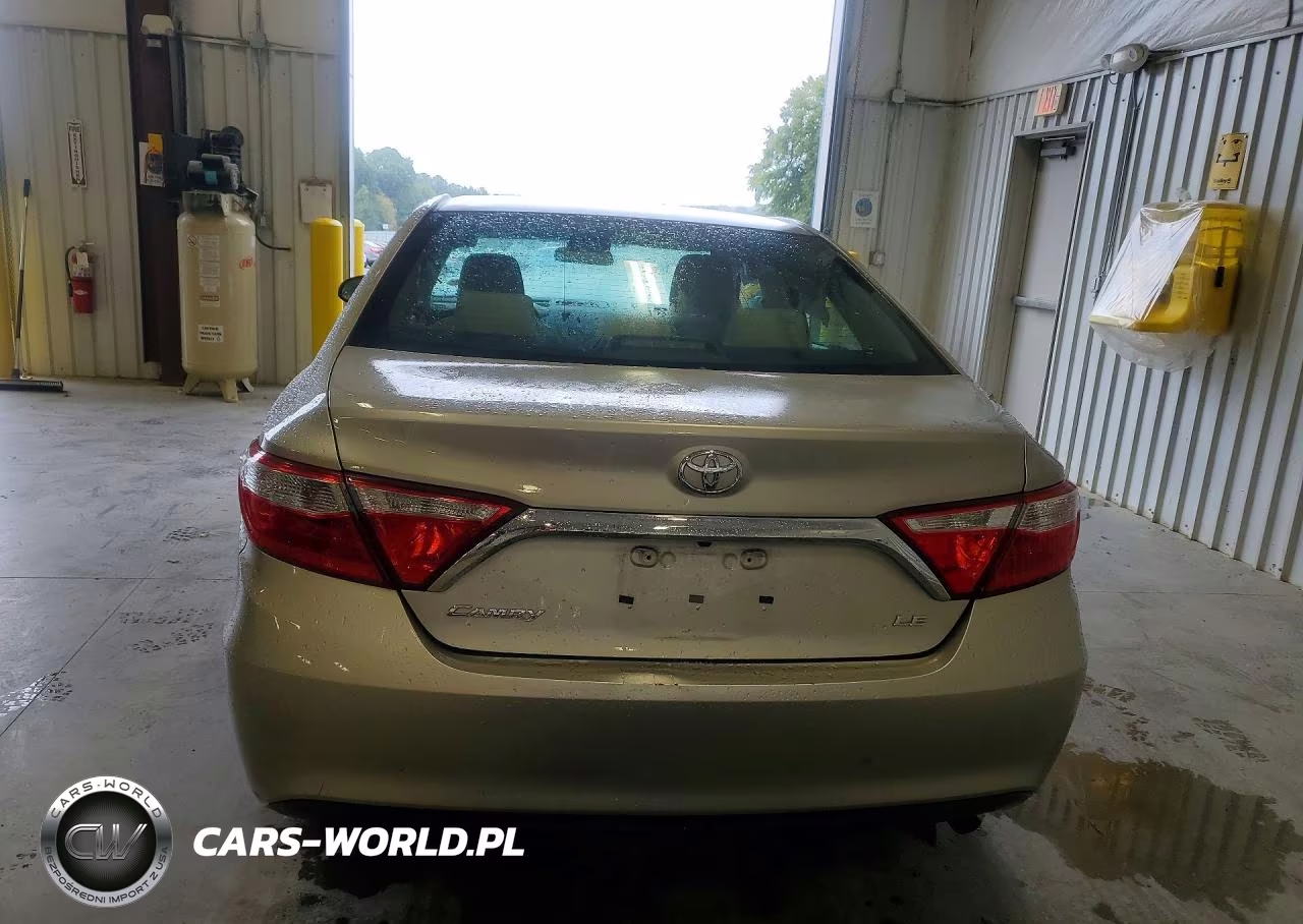 2016 Toyota Camry Le VIN:4T4BF1FK6GR544951 - 6