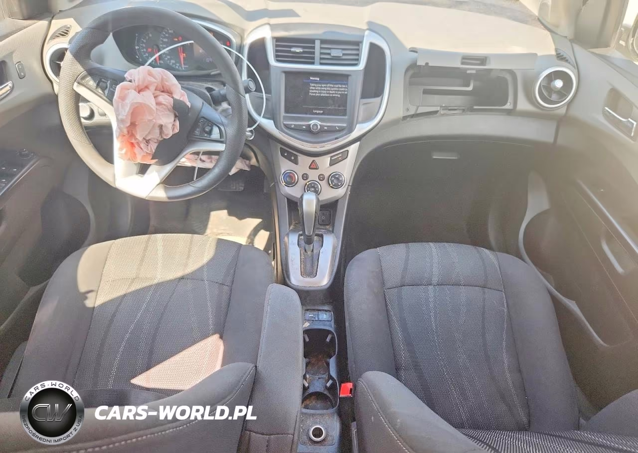 2019 Chevrolet Sonic Lt VIN:1G1JD5SB8K4110674 - 8