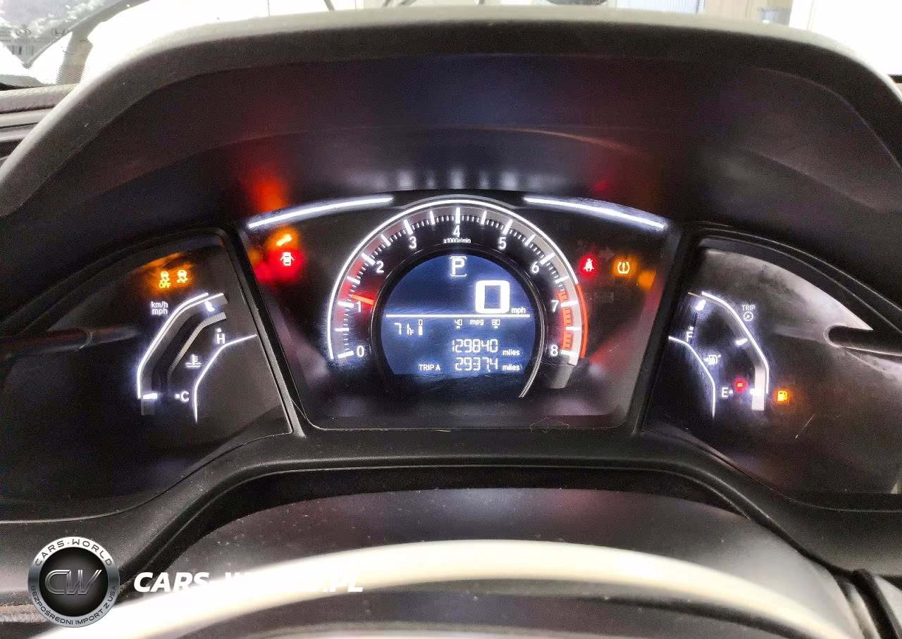 2017 Honda Civic Lx VIN:2HGFC2F5XHH547818 - 9