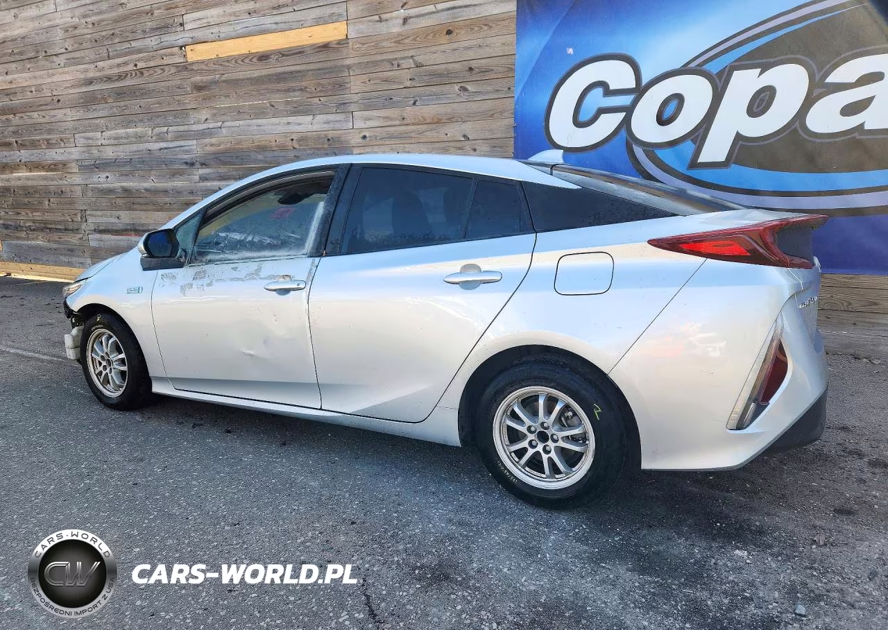 2021 Toyota Prius Prime Le VIN:JTDKAMFP4M3177902 - 2