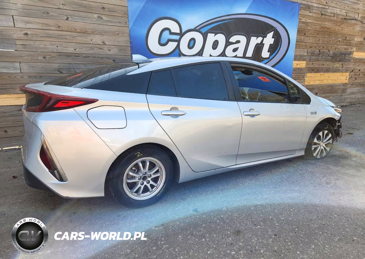 2021 Toyota Prius Prime Le VIN:JTDKAMFP4M3177902 - 3