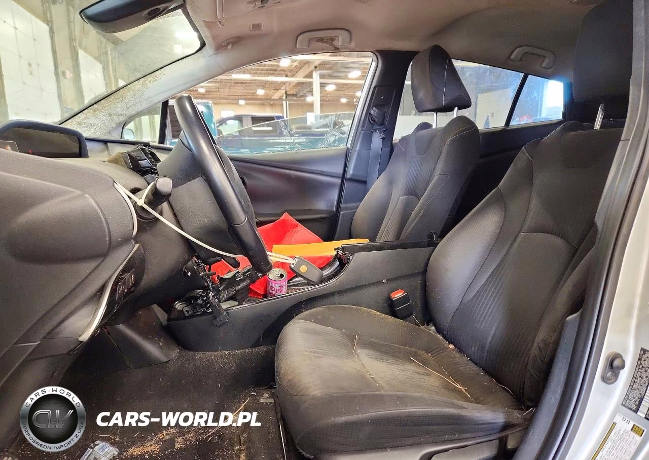 2021 Toyota Prius Prime Le VIN:JTDKAMFP4M3177902 - 7