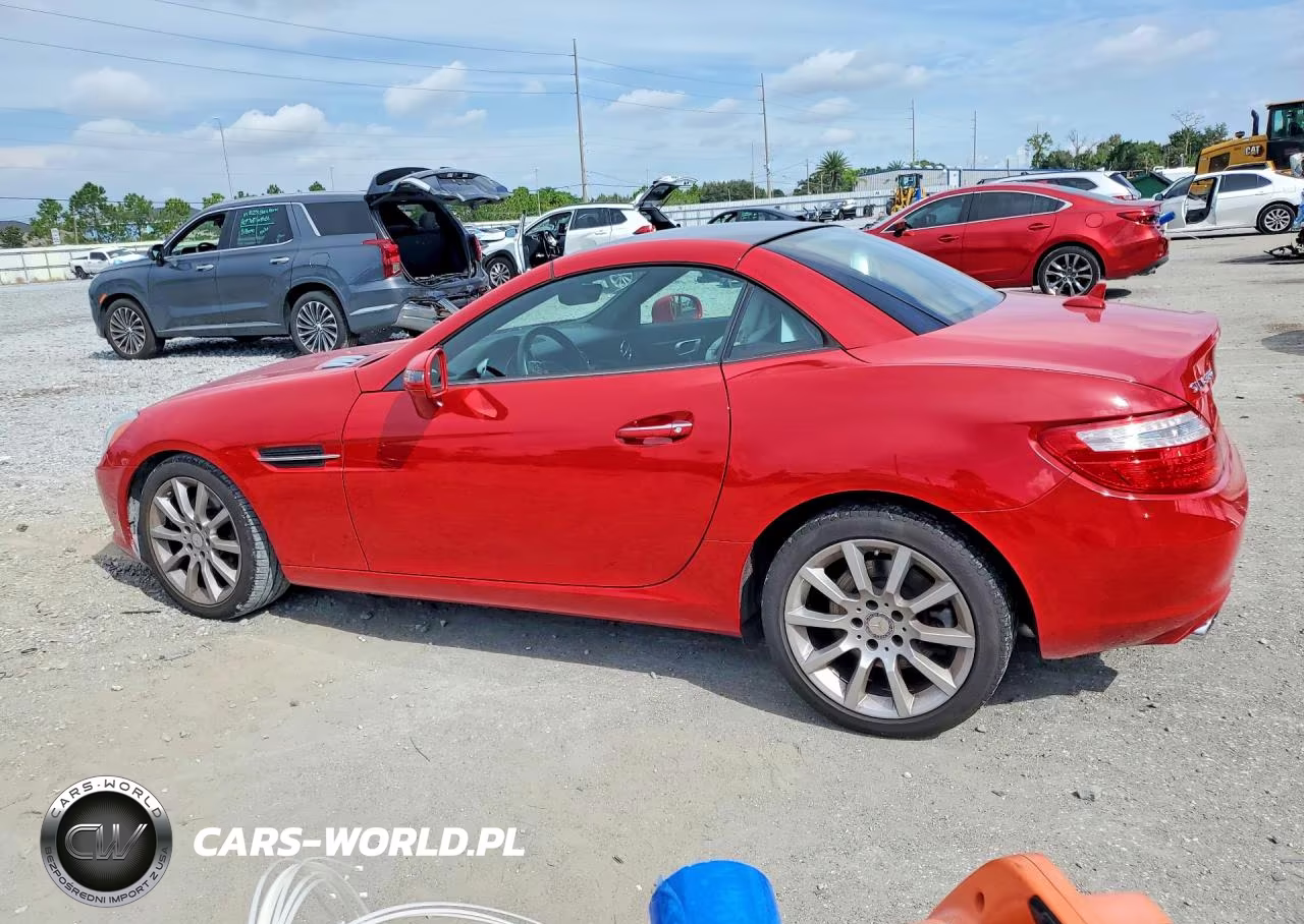 2016 Mercedes-Benz Slk 300 VIN:WDDPK3JA7GF121347 - 2