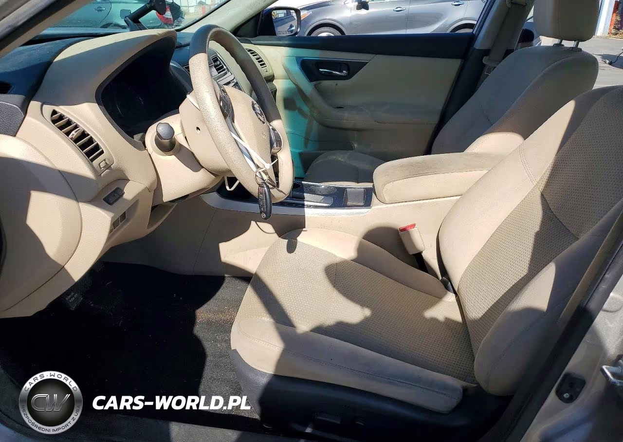 2015 Nissan Altima 2.5 S VIN:1N4AL3AP3FC196635 - 7