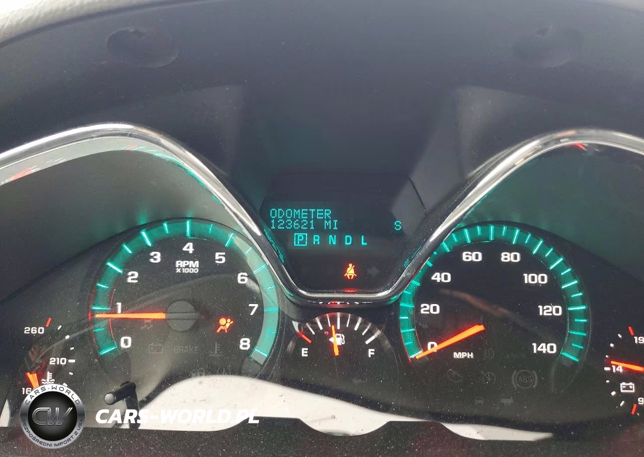 2017 Chevrolet Traverse Ls VIN:1GNKRFKD4HJ276261 - 9