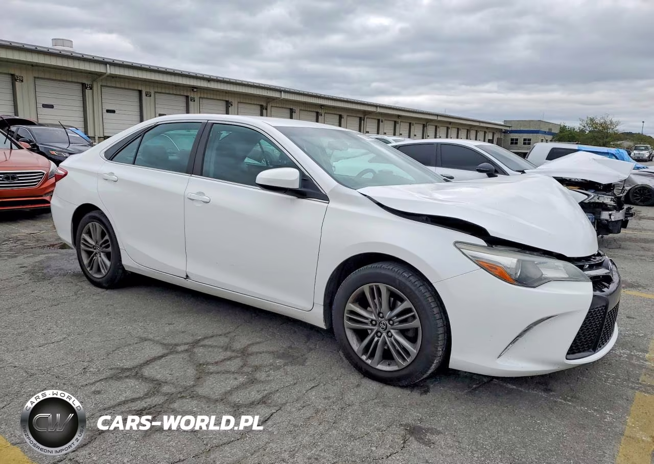 2016 Toyota Camry Se VIN:4T1BF1FK8GU156274 - 4