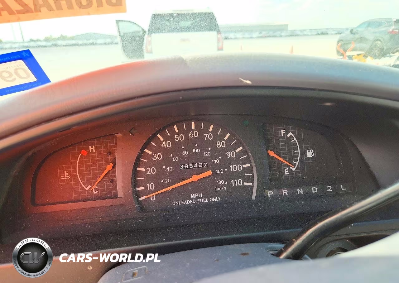 1998 Toyota Tacoma VIN:4TAVL52N5WZ026824 - 9