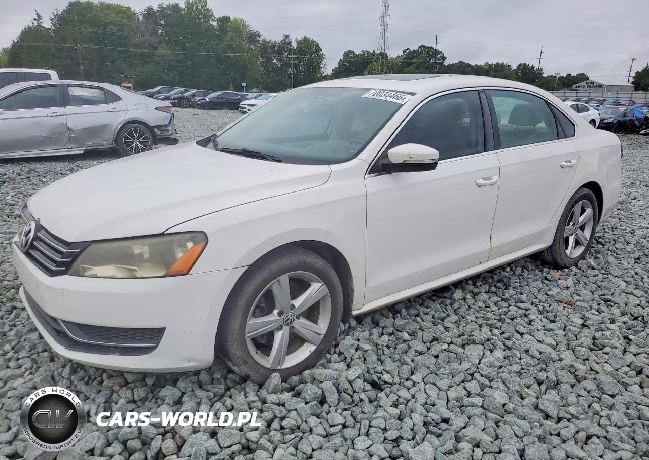 2013 Volkswagen Passat Se VIN:1VWBH7A33DC066059 - 1