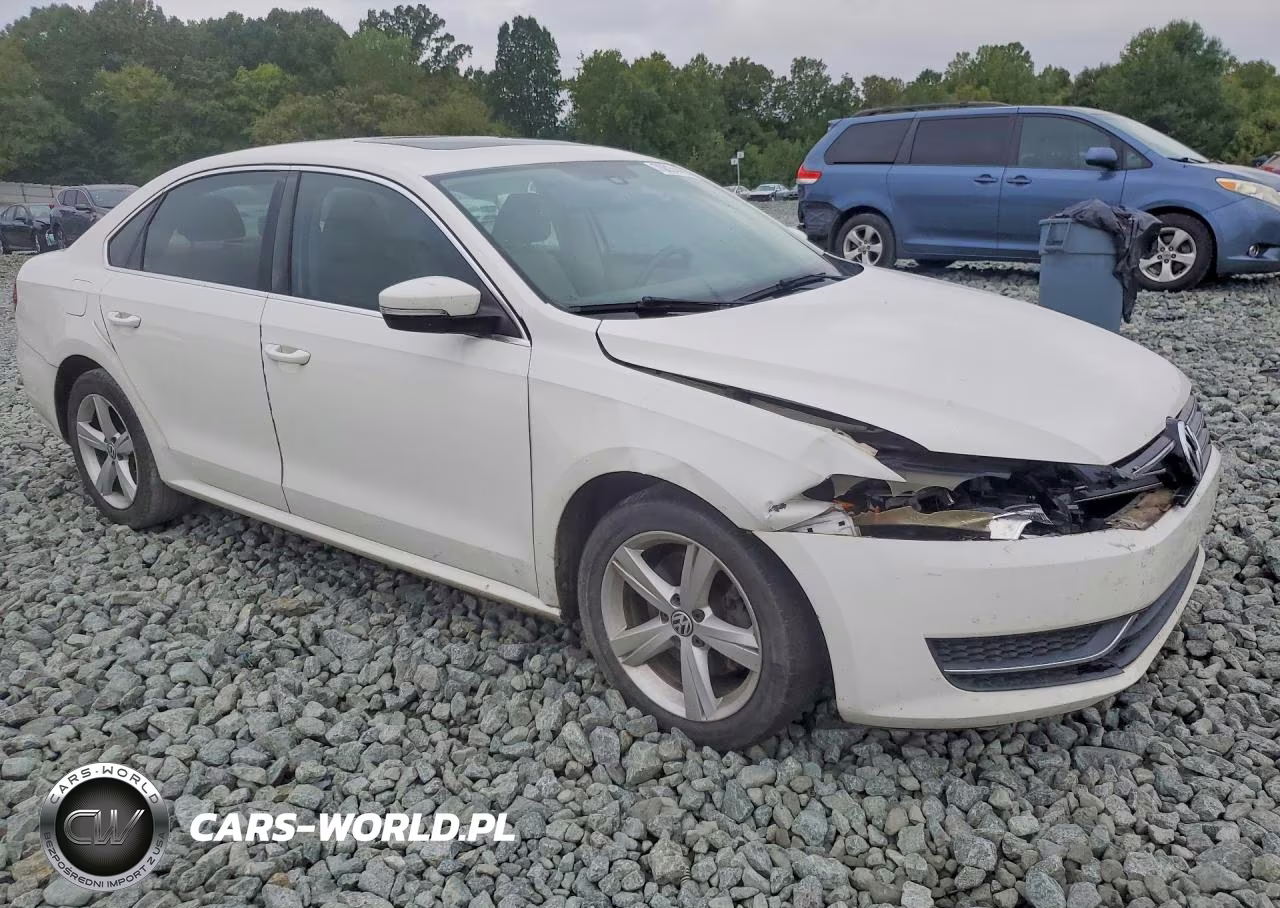 2013 Volkswagen Passat Se VIN:1VWBH7A33DC066059 - 4