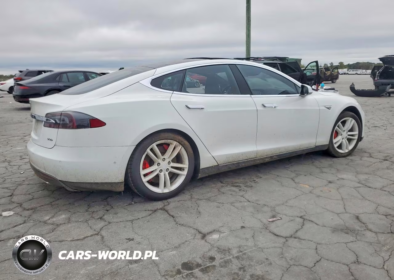 2016 Tesla Model S 70 VIN:5YJSA1E2XGF128909 - 3