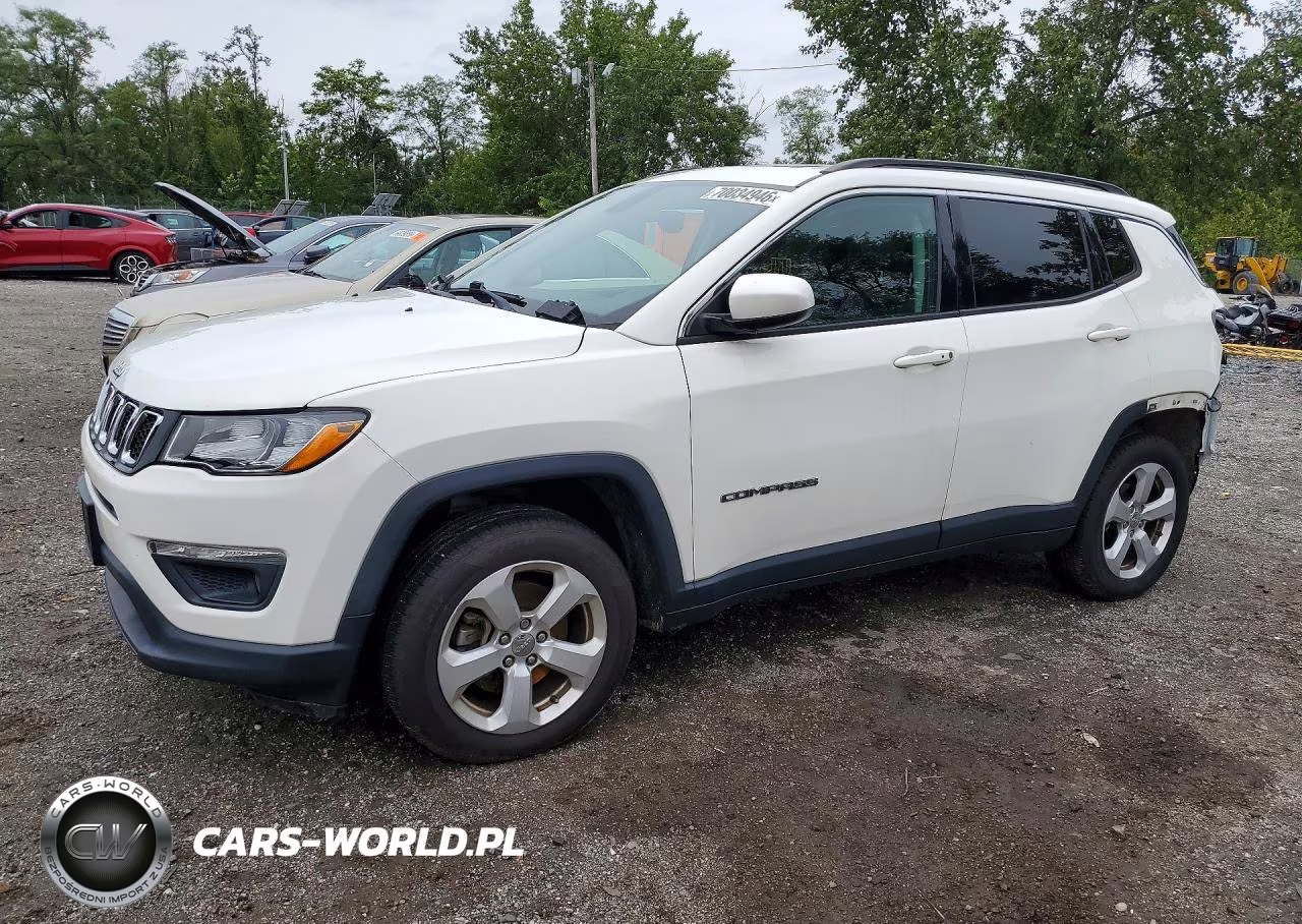 2017 Jeep Compass Latitude – zdjęcie 1 z 13