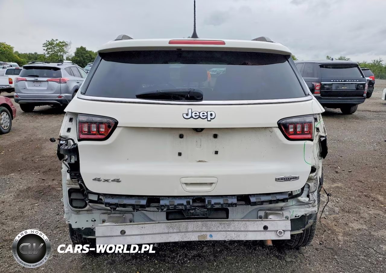 2017 Jeep Compass Latitude VIN:3C4NJDBB5HT692442 - 6
