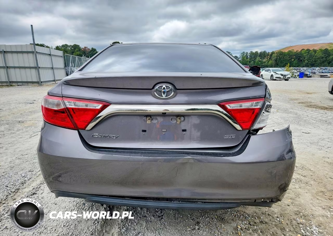 2017 Toyota Camry Se VIN:4T1BF1FK4HU664923 - 6