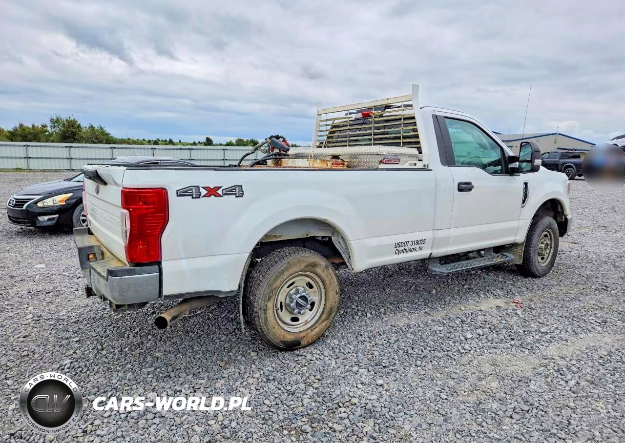 2020 Ford F250 Super Duty VIN:1FTBF2B64LEE88235 - 3