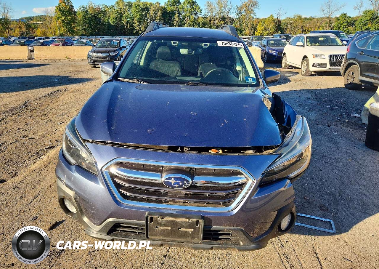 2018 Subaru Outback 2.5I Premium VIN:4S4BSAFC2J3393733 - 5