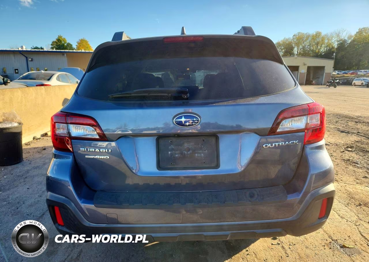 2018 Subaru Outback 2.5I Premium VIN:4S4BSAFC2J3393733 - 6