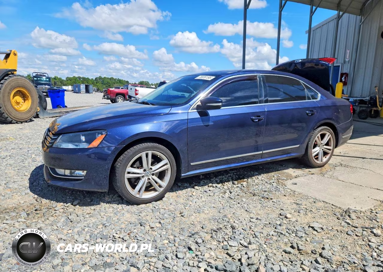 2015 Volkswagen Passat Se VIN:1VWBS7A31FC004793 - 1