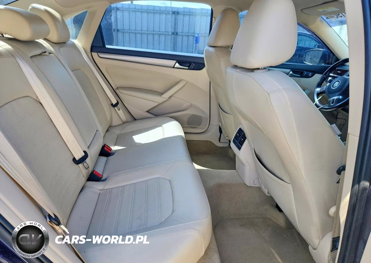 2015 Volkswagen Passat Se VIN:1VWBS7A31FC004793 - 10