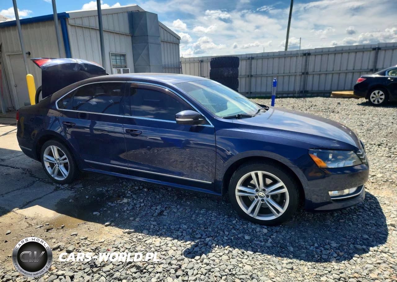 2015 Volkswagen Passat Se VIN:1VWBS7A31FC004793 - 4
