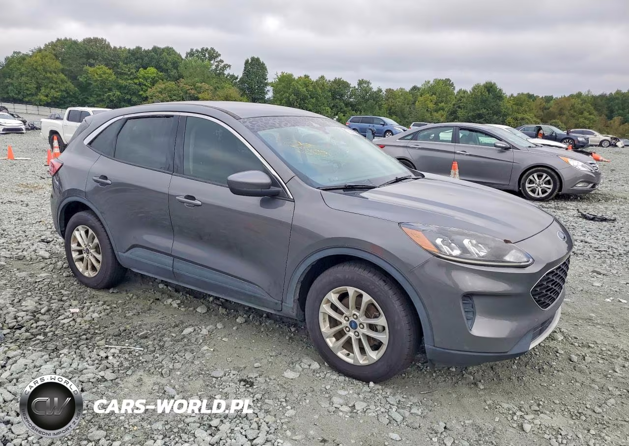 2021 Ford Escape Se VIN:1FMCU0G66MUB34369 - 4