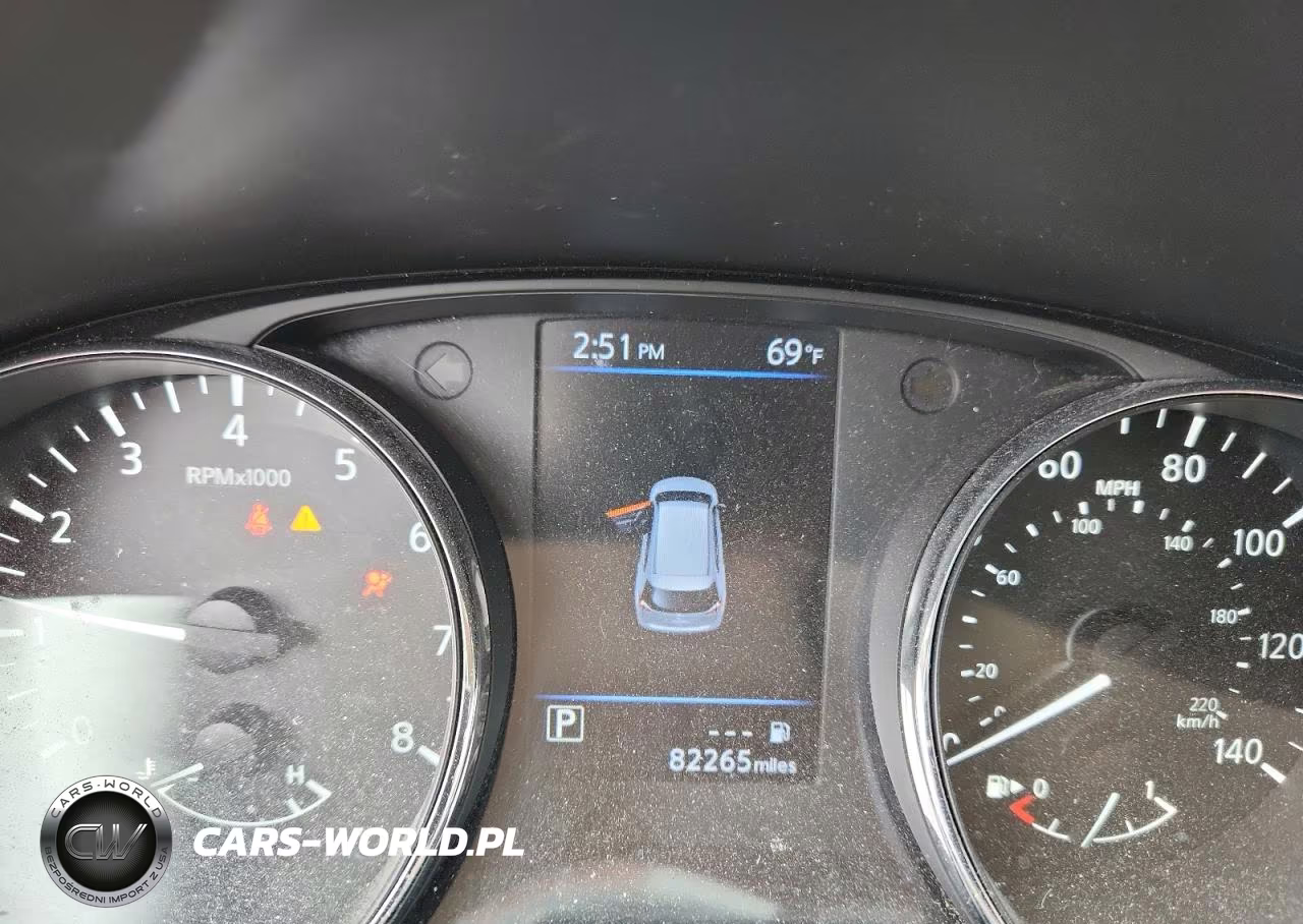 2018 Nissan Rogue Sv VIN:5N1AT2MV1JC825943 - 9