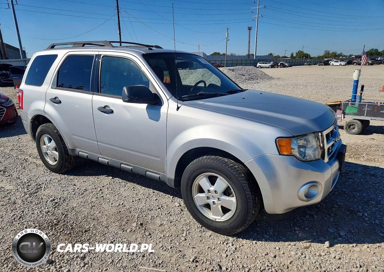 2011 Ford Escape Xlt VIN:1FMCU0DG0BKB45079 - 4