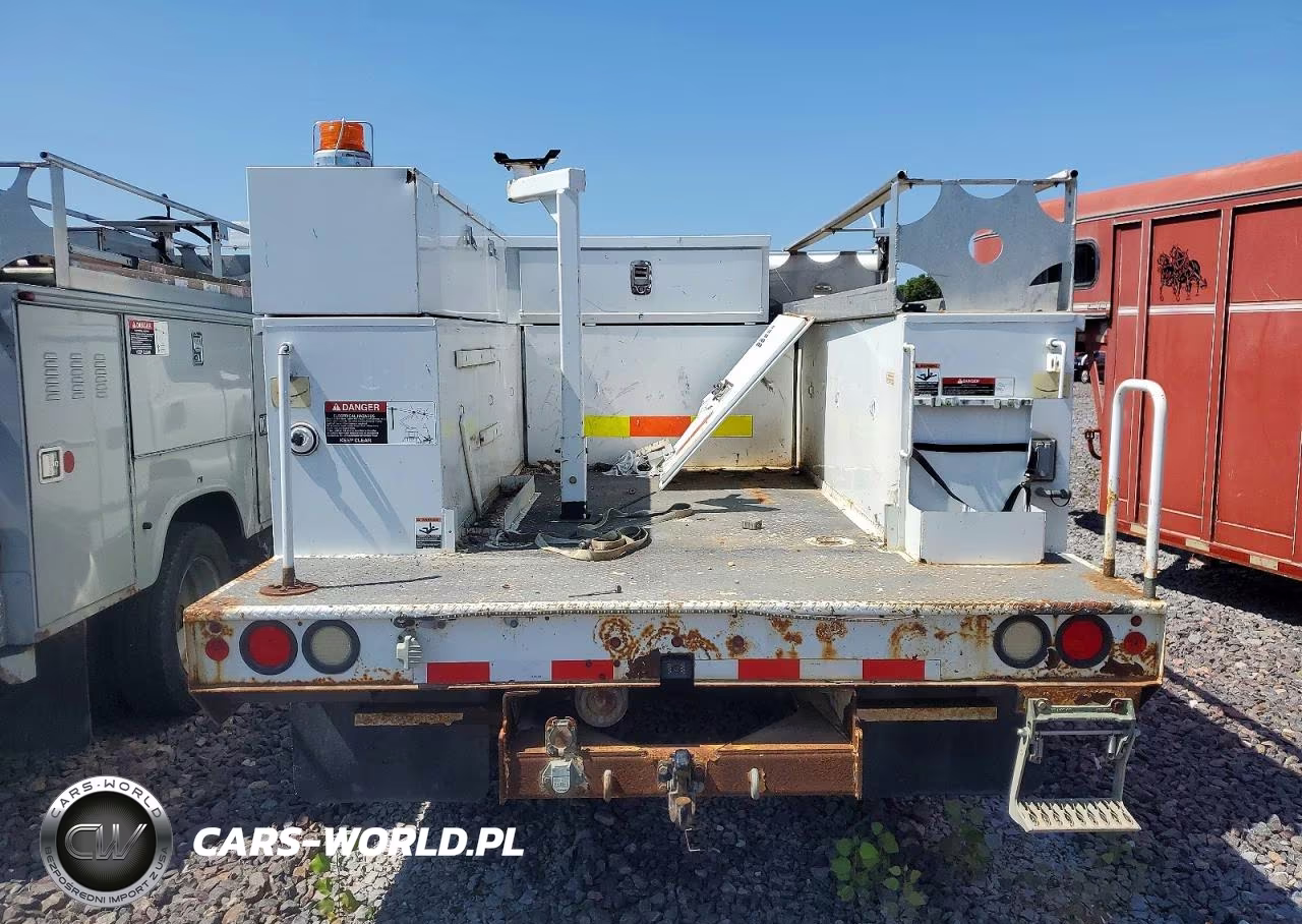 2013 Ford F450 Utility - Service Truck VIN:1FDUF4HY1DEB43089 - 11