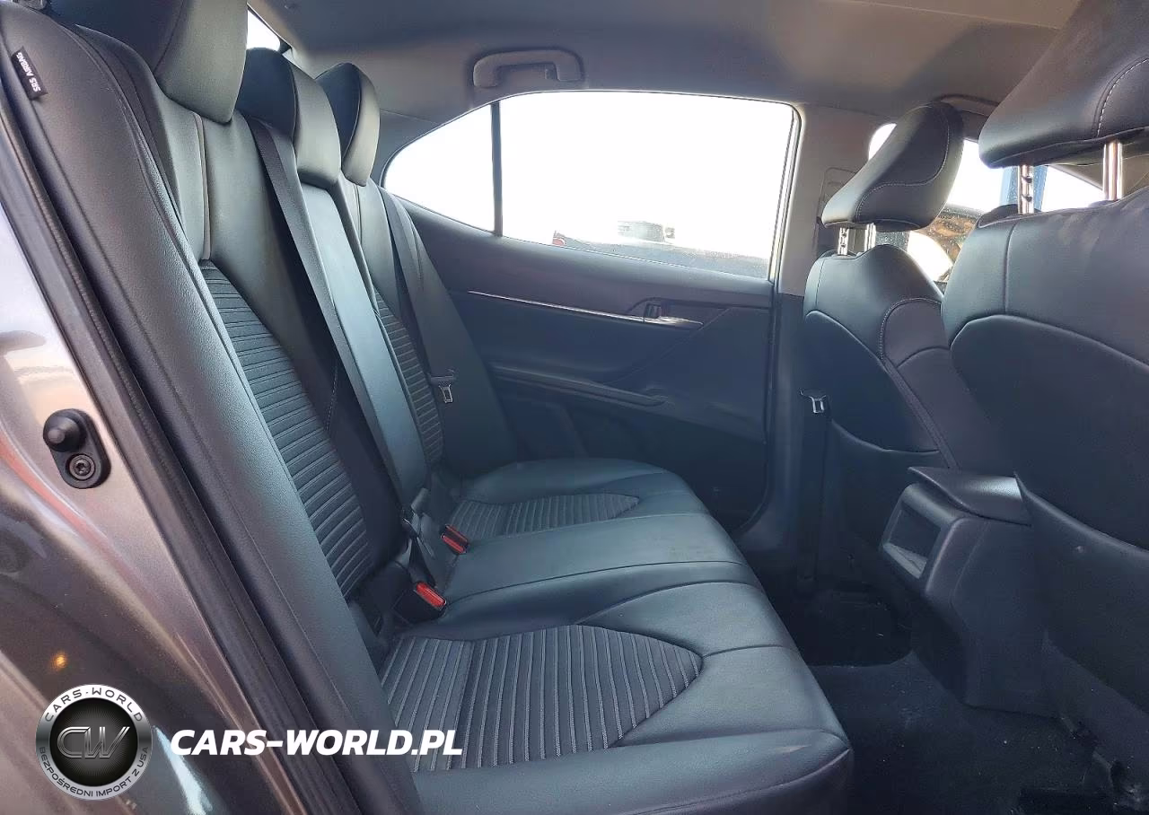 2021 Toyota Camry Se VIN:4T1G11AK4MU544626 - 10