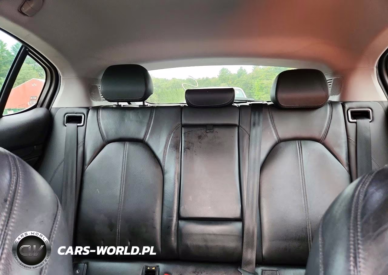 2019 Alfa Romeo Stelvio VIN:ZASPAJAN6K7C71352 - 10