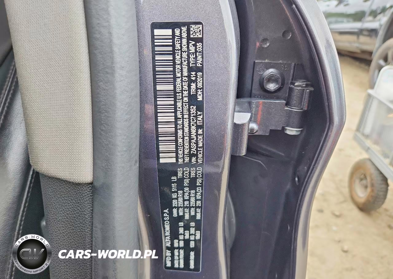 2019 Alfa Romeo Stelvio VIN:ZASPAJAN6K7C71352 - 13