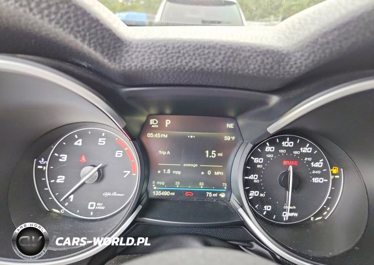 2019 Alfa Romeo Stelvio VIN:ZASPAJAN6K7C71352 - 9