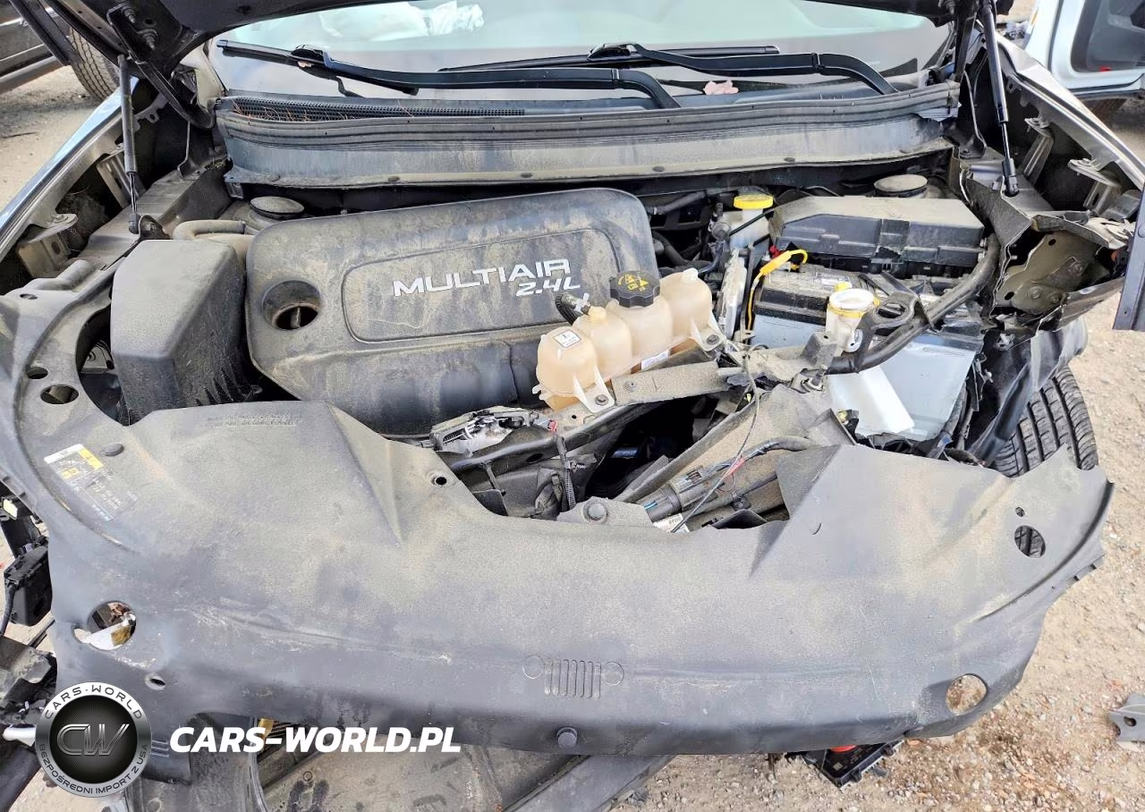 2019 Jeep Cherokee Latitude Plus VIN:1C4PJMLBXKD136888 - 12