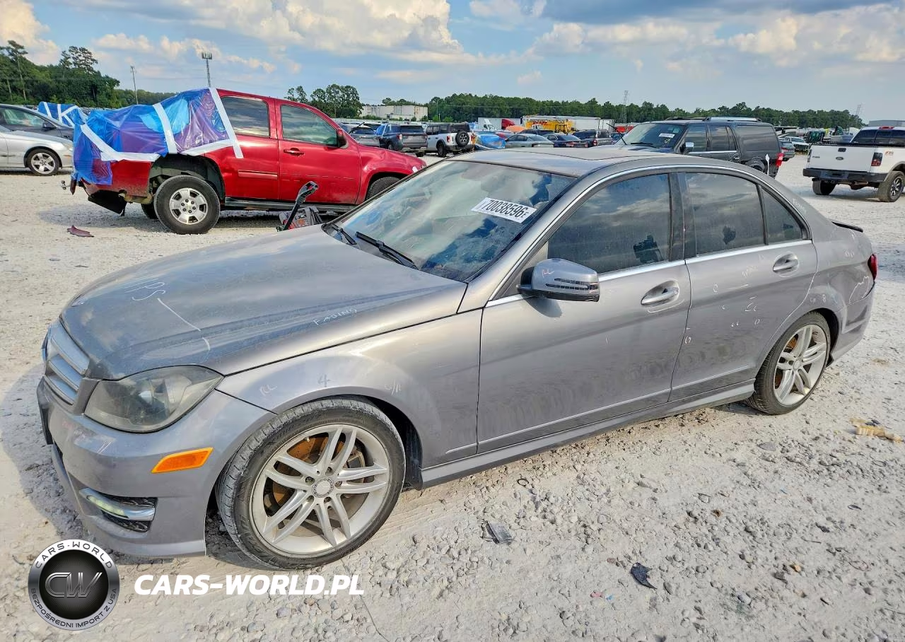 2013 Mercedes-Benz C 250