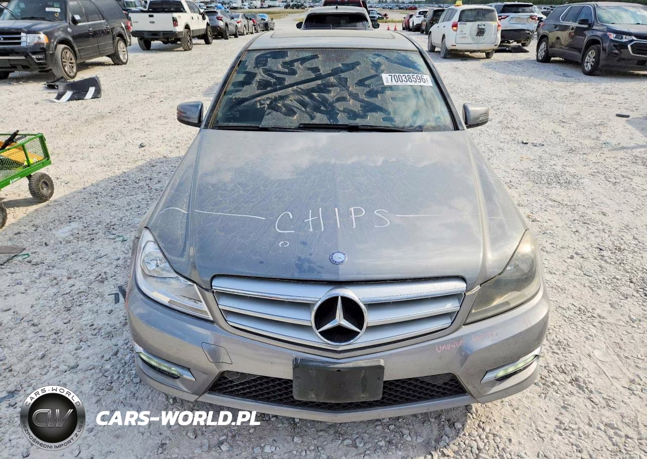2013 Mercedes-Benz C 250 VIN:WDDGF4HB3DR299985 - 5
