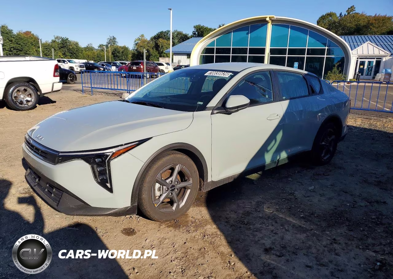 2026 Kia K4 Lxs VIN:3KPFT4DE4TE276305 - 1