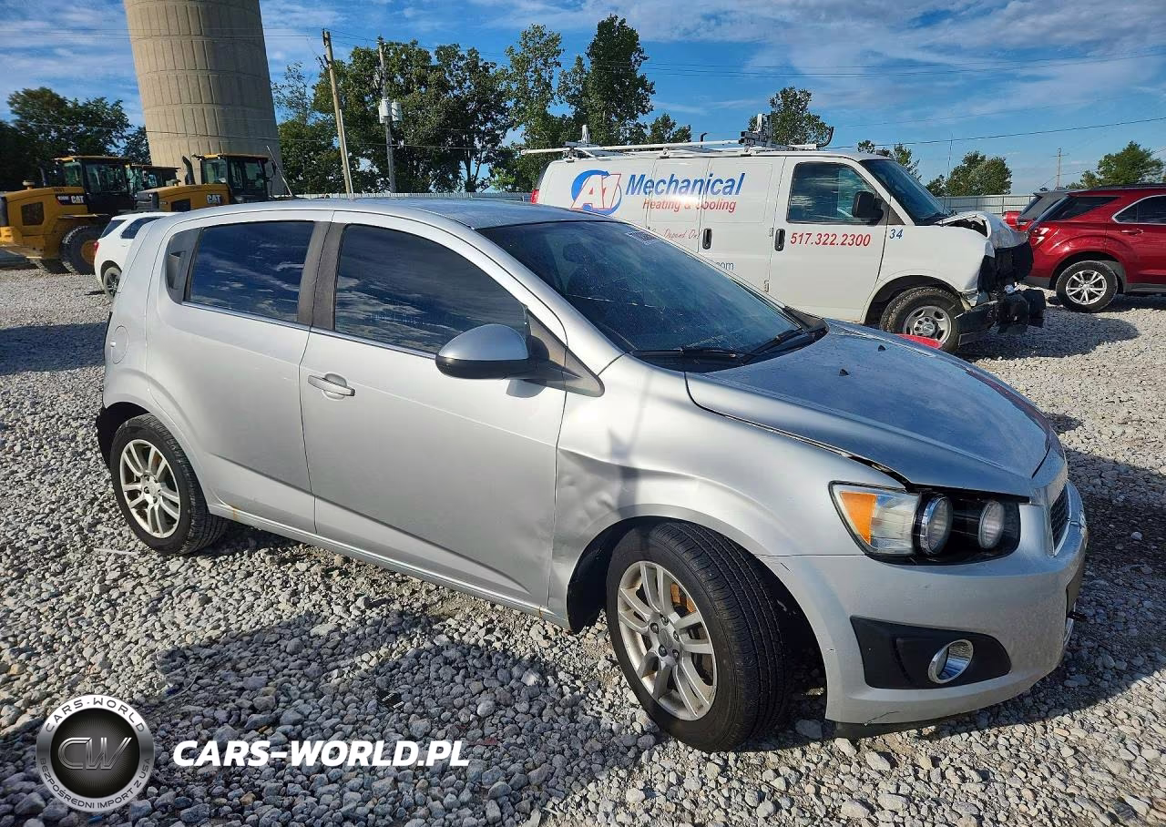 2013 Chevrolet Sonic Lt VIN:1G1JC6SH1D4127235 - 4