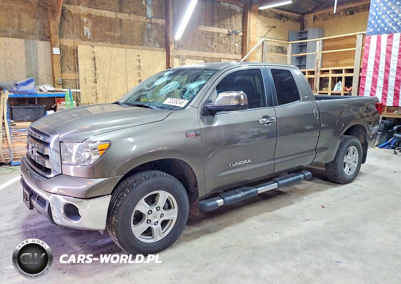 2013 Toyota Tundra Double Cab Sr5 – zdjęcie 1 z 12