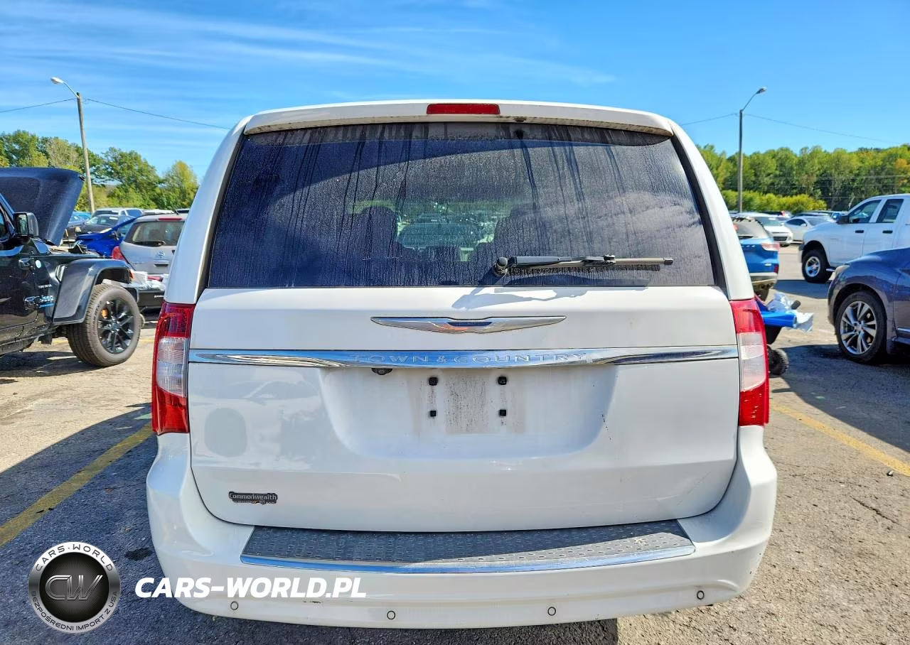 2014 Chrysler Town & Country Touring L VIN:2C4RC1CG1ER345452 - 6