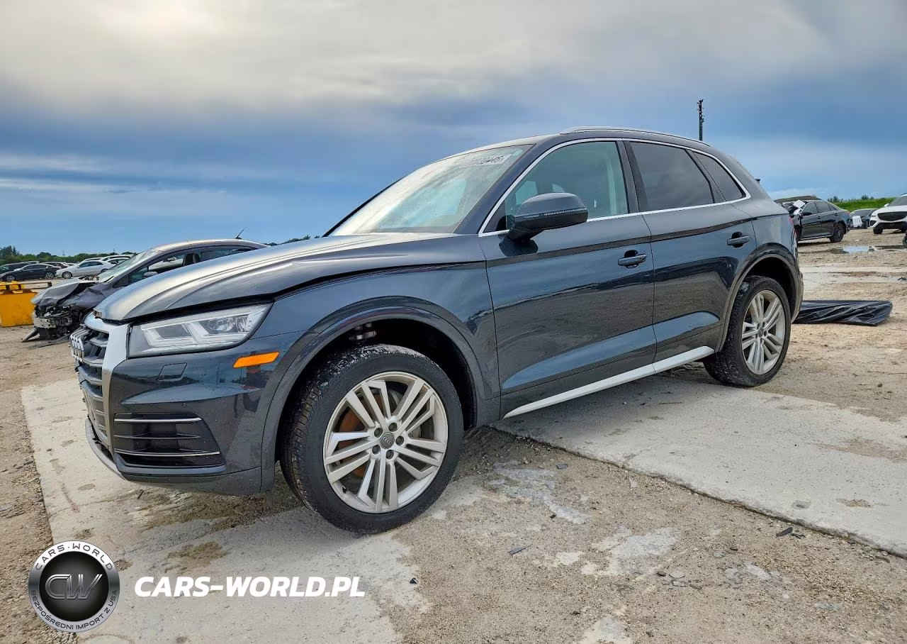 2018 Audi Q5 Premium Plus VIN:WA1BNAFY3J2240317 - 1