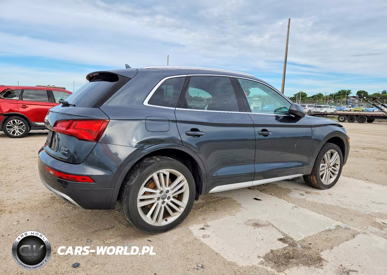 2018 Audi Q5 Premium Plus VIN:WA1BNAFY3J2240317 - 3