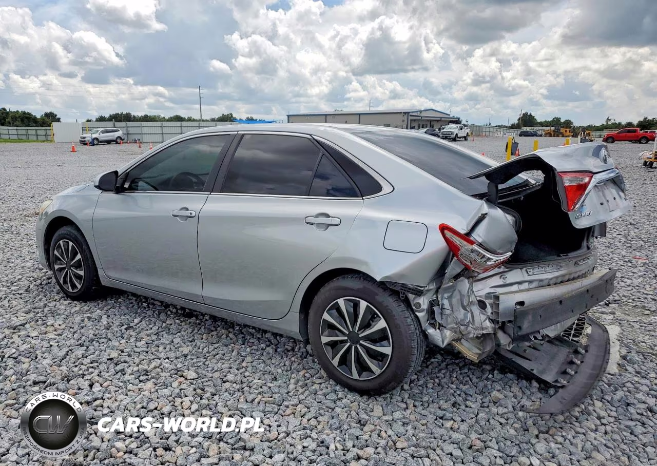 2016 Toyota Camry Le VIN:4T4BF1FK2GR580765 - 2
