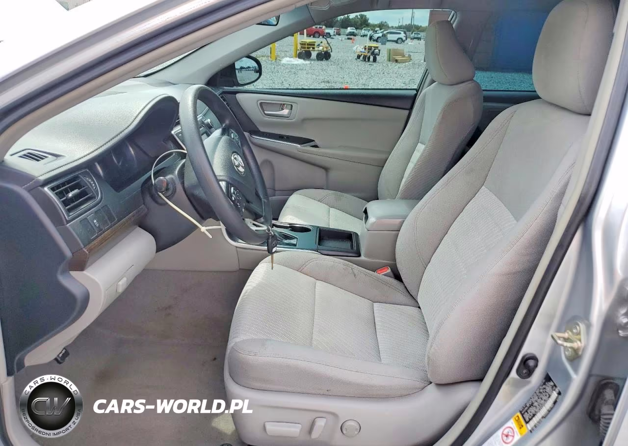2016 Toyota Camry Le VIN:4T4BF1FK2GR580765 - 7