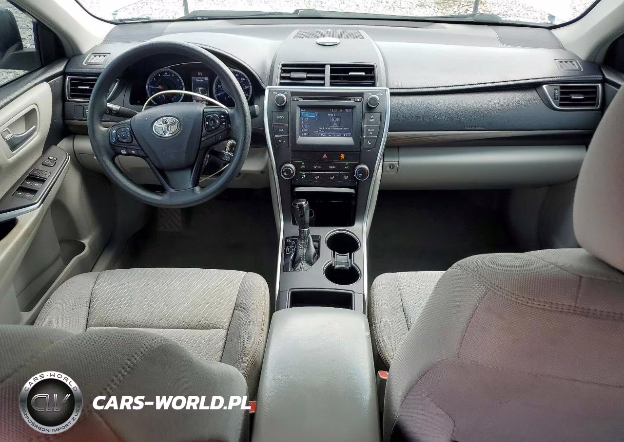 2016 Toyota Camry Le VIN:4T4BF1FK2GR580765 - 8