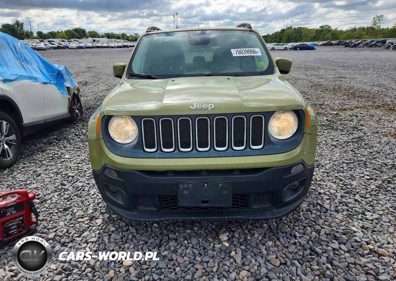 2015 Jeep Renegade Latitude VIN:ZACCJABT5FPB97130 - 5