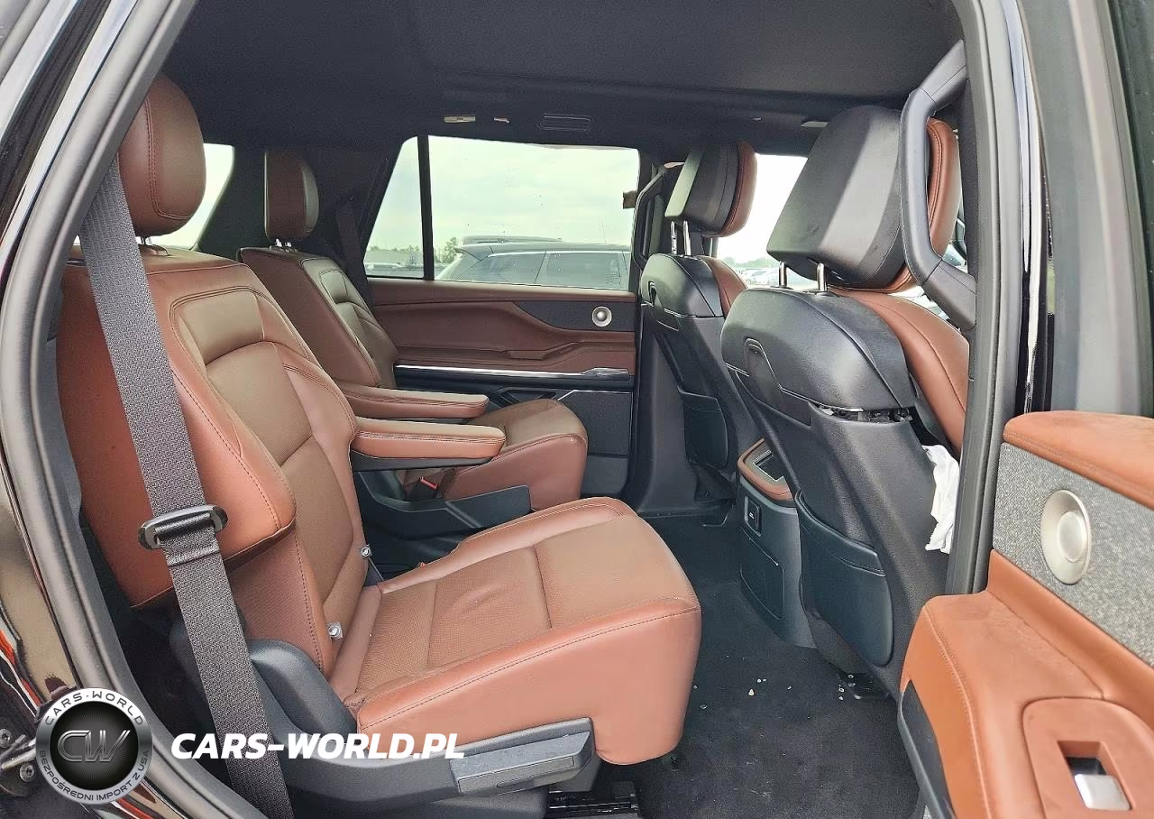 2026 Lincoln Navigator Reserve VIN:5LMJJ2LG0TEL08470 - 11